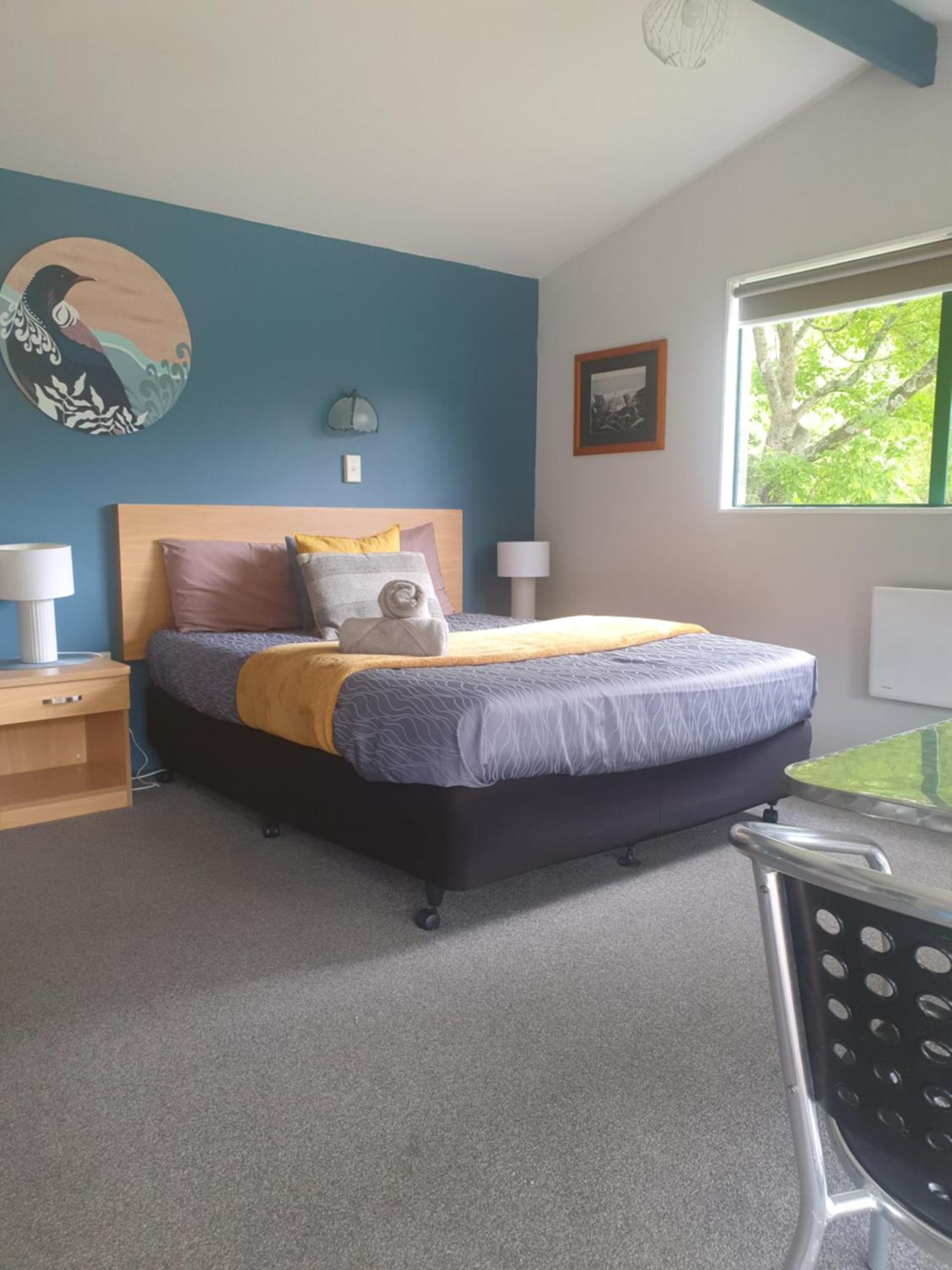 Kauri Coast Top 10 Holiday Park Kaihu Екстер'єр фото